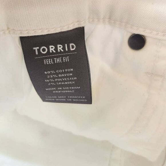 Torrid Jean Denim Shorts Womens 14 Plus Size High Waisted White Button Fly - Picture 4 of 4
